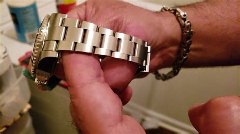 how to polish a rolex|how to remove scratches from Rolex bracelet.